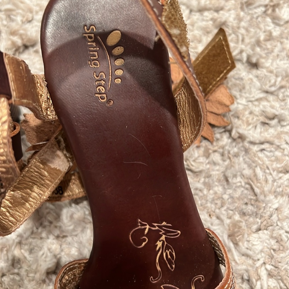 Spring Step Flower Sandals - Picture 7 of 7